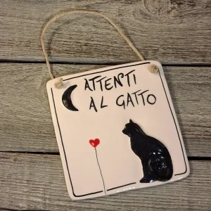 attenti al gatto in ceramica gatto nero con cuoricino rosso, black cat customized ceramic plate