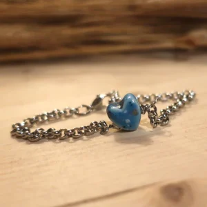 bracciale acciaio con cuore azzurro in ceramica, steel bracelet with blue ceramic heart