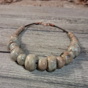 collana arcaica in ceramica, primitive necklace in ceramic