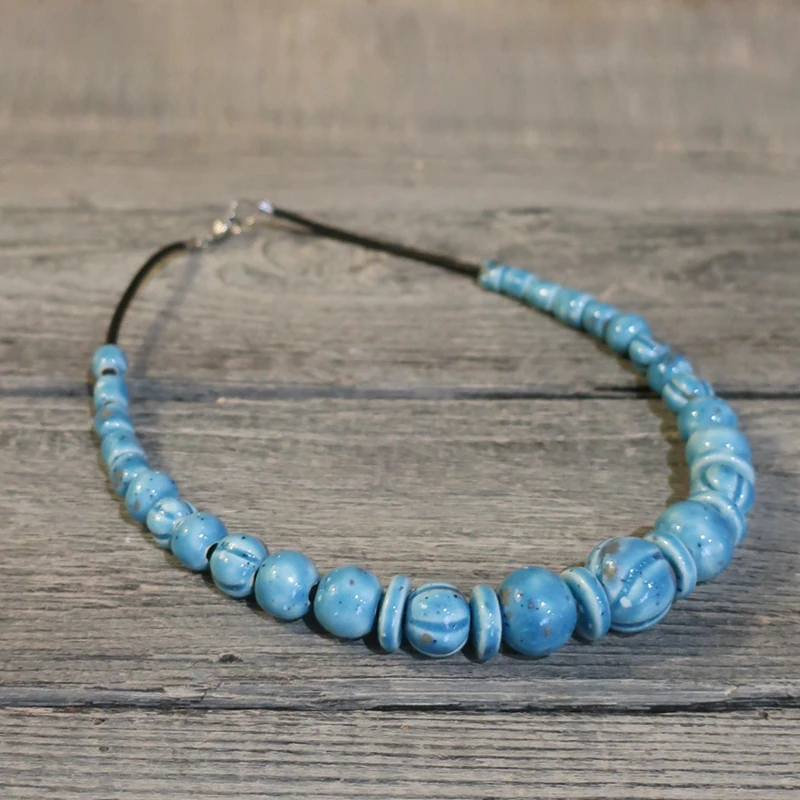 collana azzurra gioielli ceramica artigianato toscana, light blue necklace hand-made in tuscany