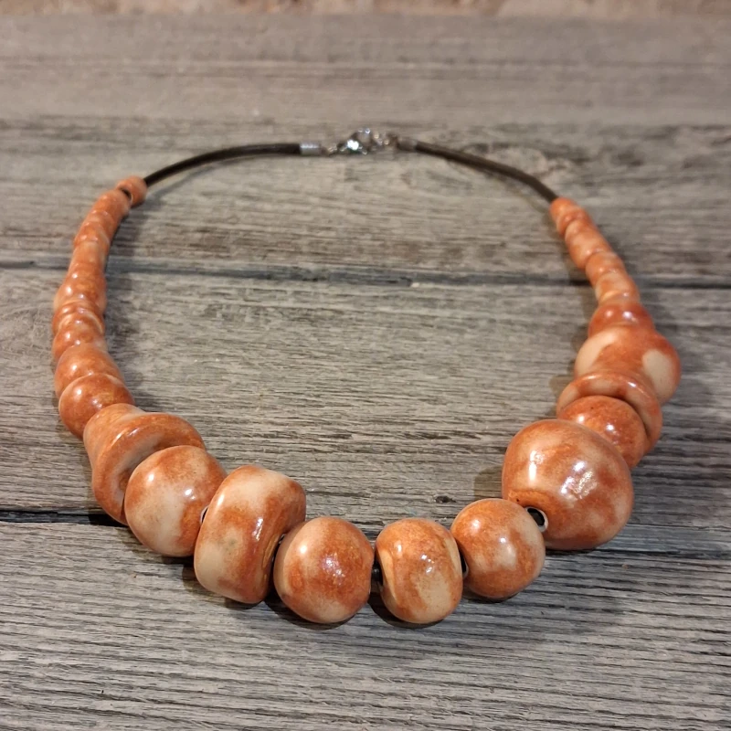 collana color terracotta gioielli ceramica artigianato toscana, ceramic necklace handmade in tuscany