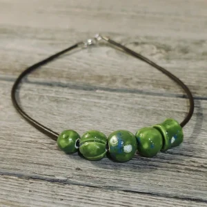 collana con perle in ceramica verde made in tuscany necklace with green beads in pottery made in tuscany