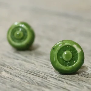 orecchini a bottoncino verdi in ceramica bijoux handmade, green lobe earrings in ceramic