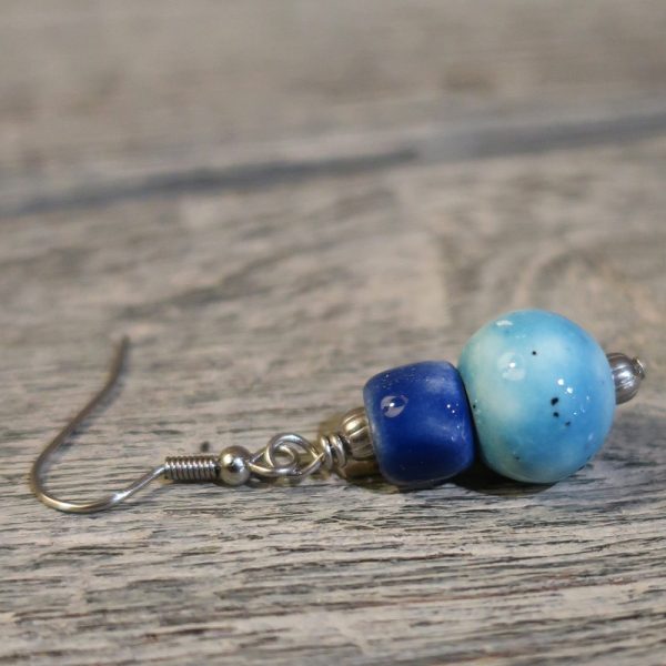orecchini a pendente in ceramica azzurro e blu, made in italy pendant earrings in pottery