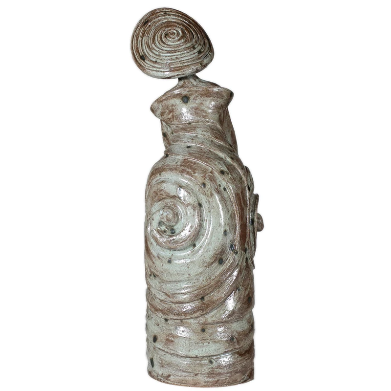 scultura donna colline toscane, woman sculpture tuscan hills