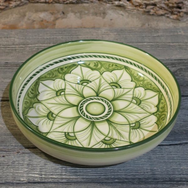 vassoio ciotola in ceramica artigianale verde dipinta a mano, green bowl centerpiece in ceramic handmade